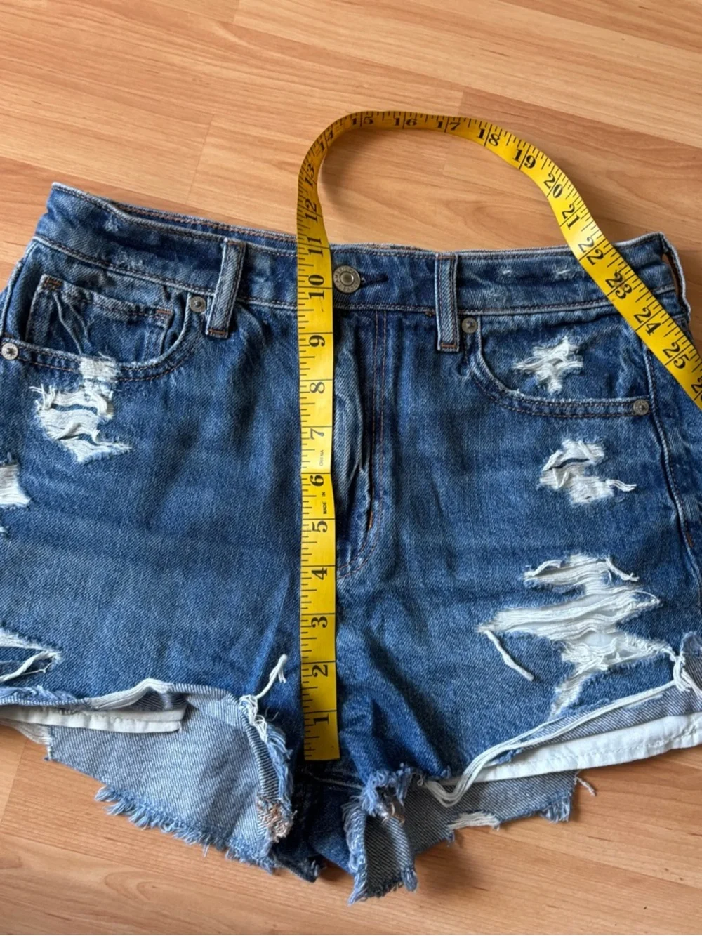 American Eagle Distressed‎ Jean Mom Shorts